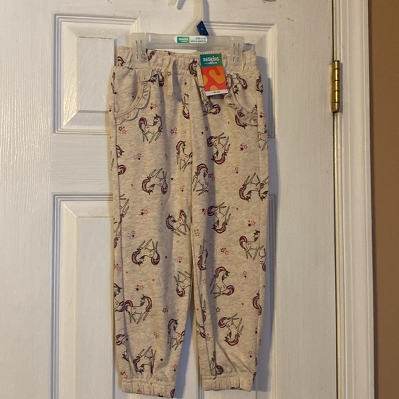 365KIDS from Garanimals, Childrens Place, Peppa Pig girls sets; size: 4 - Picture 7 of 8